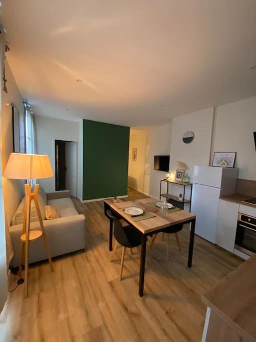 Appartement Hypercentre 100% Equipe *Clim* บรีฟ-ลา-เกยยาร์ด ภายนอก รูปภาพ